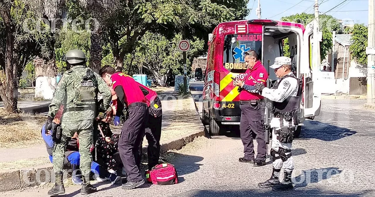 Accidente deja dos mujeres atropelladas en Celaya; vecinos urgen medidas viales en Los Naranjos