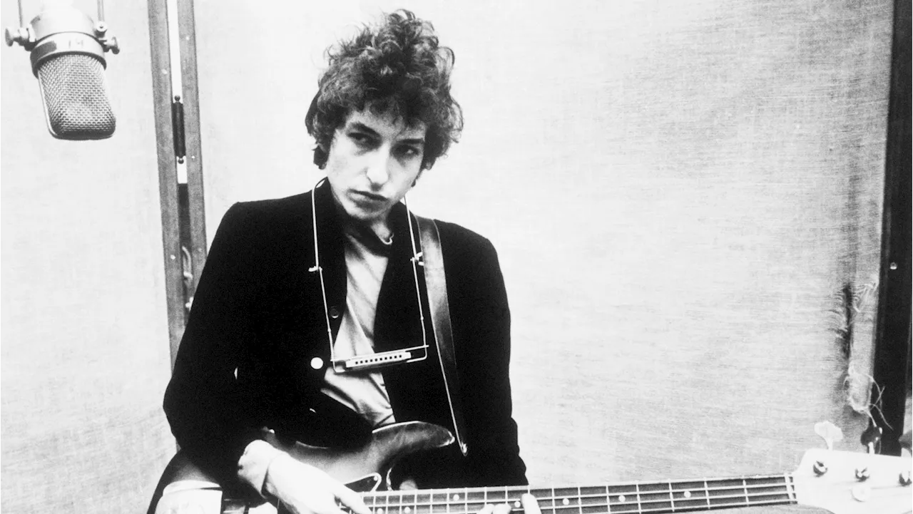 Bob Dylan 101: All You Need to Know Before Seeing ‘A Complete Unknown’