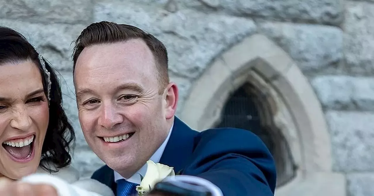 Prime Time presenter Fran McNulty marries RTÉ colleague in lovely winter wedding