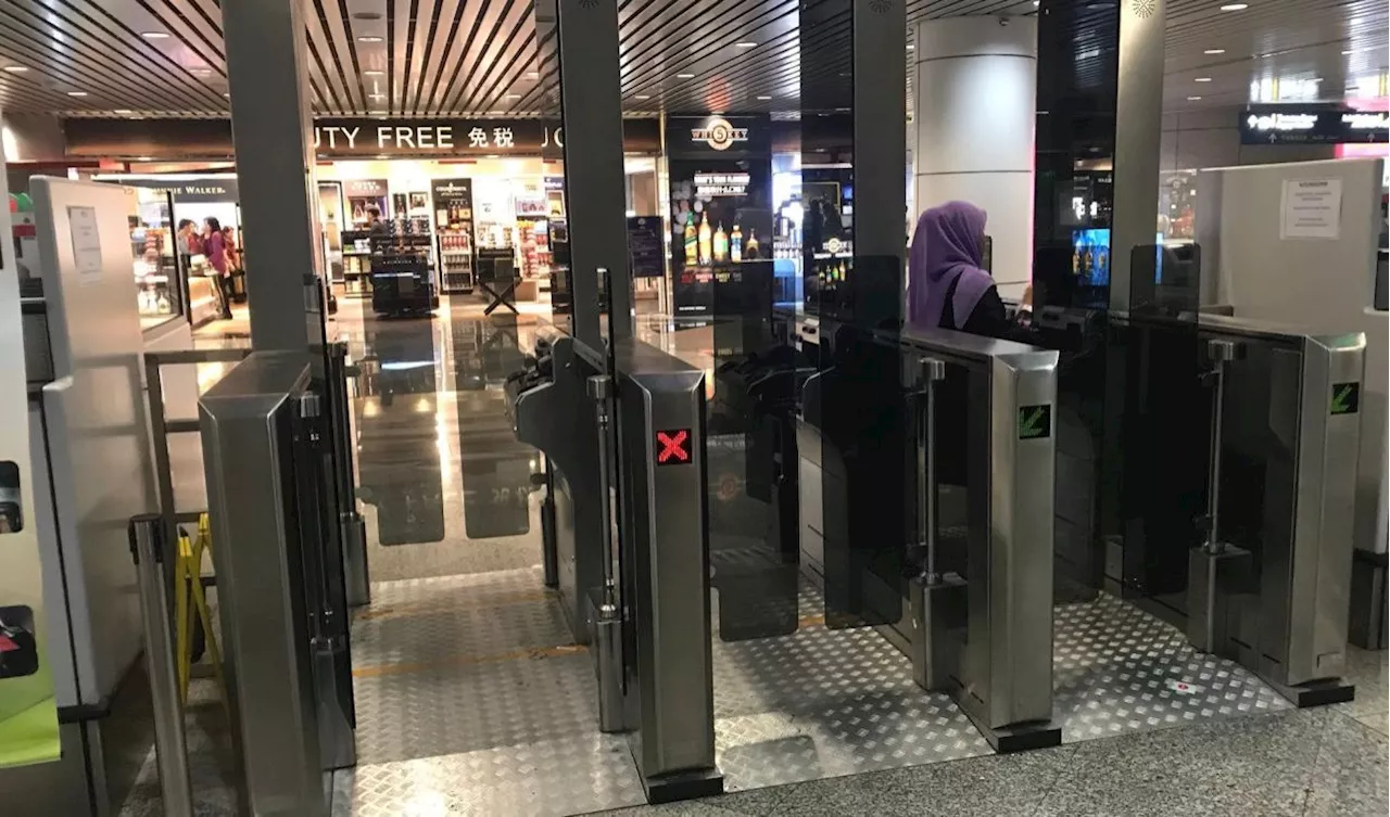 Autogate failure on Sunday caused by faulty core switch, says Immigration Dept