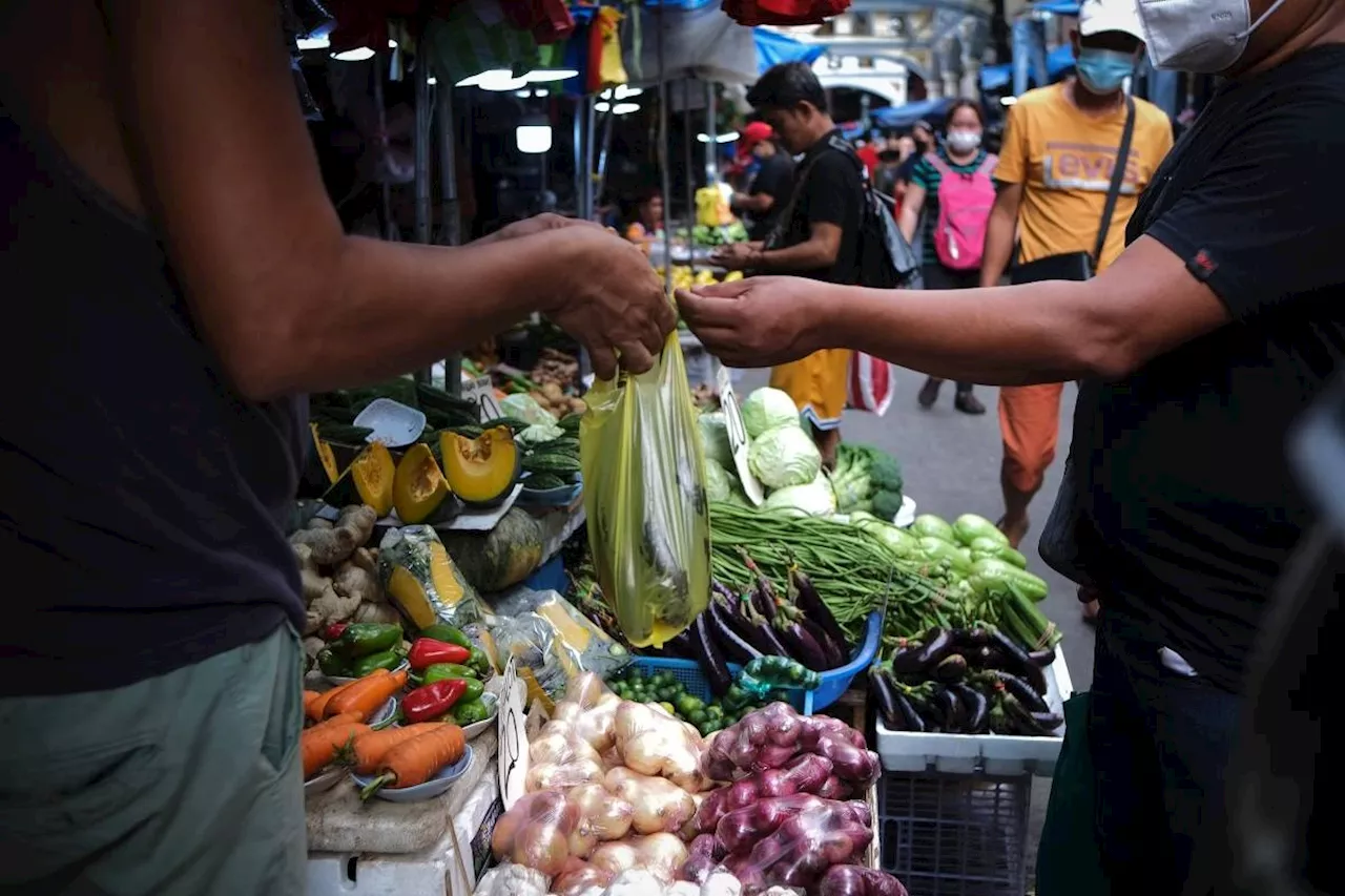 Inflation seen staying below 3.0% this month