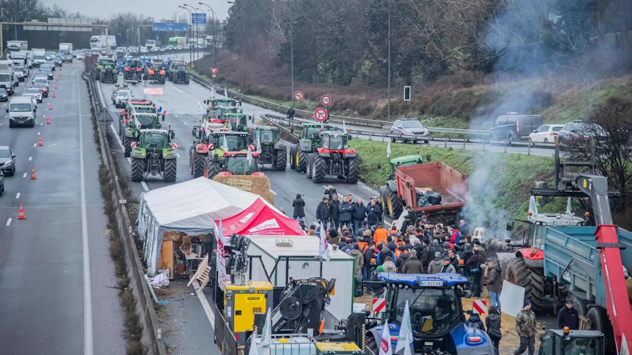 Regierung macht Zugeständnisse: Frankreichs Bauern wollen Straßenblockaden beenden