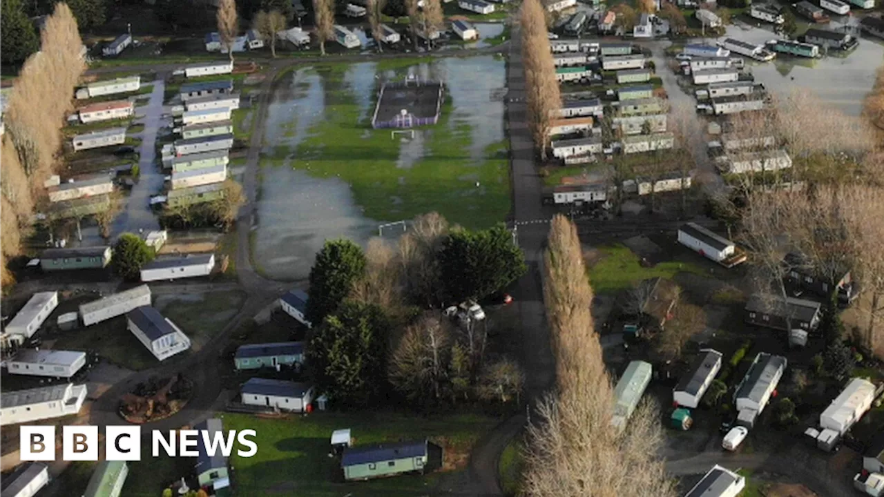 Billing Aquadrome evacuated due to flooding