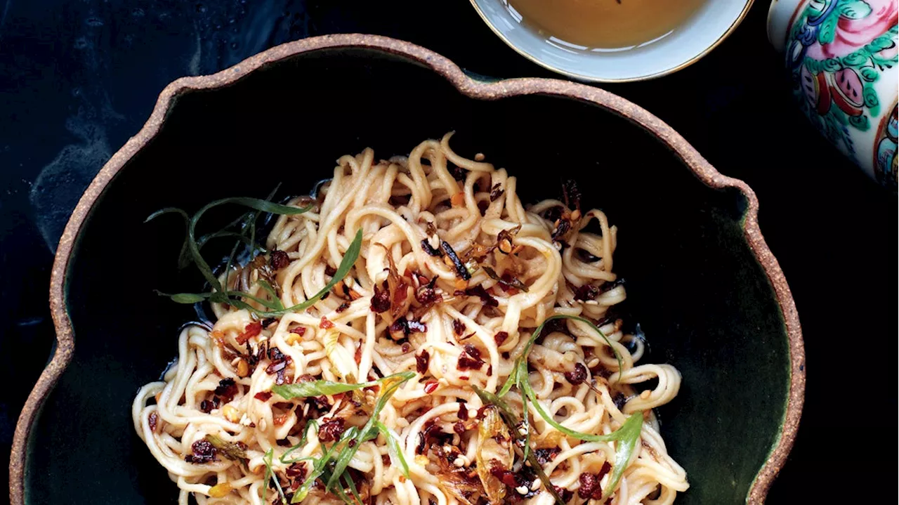 Sesame Noodles with Chili Oil and Scallions