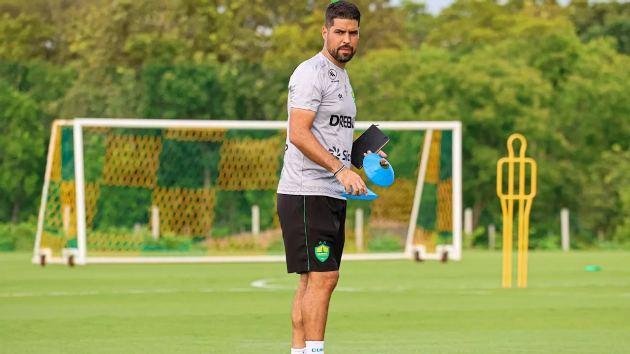 Corinthians paga multa, e Cuiabá libera António Oliveira