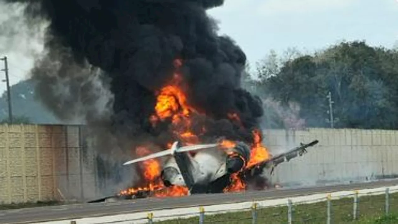 VIDEO: Plane that took off from Columbus crashes near Florida highway