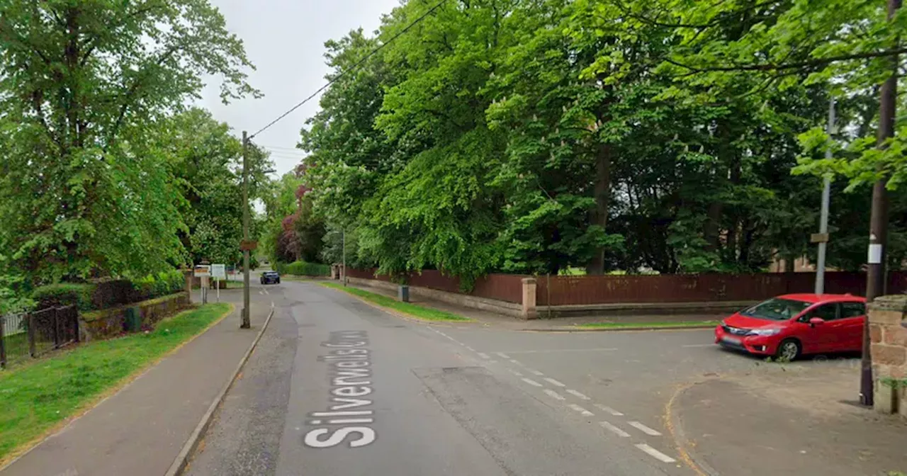 Woman rushed to hospital after dog attack in Bothwell