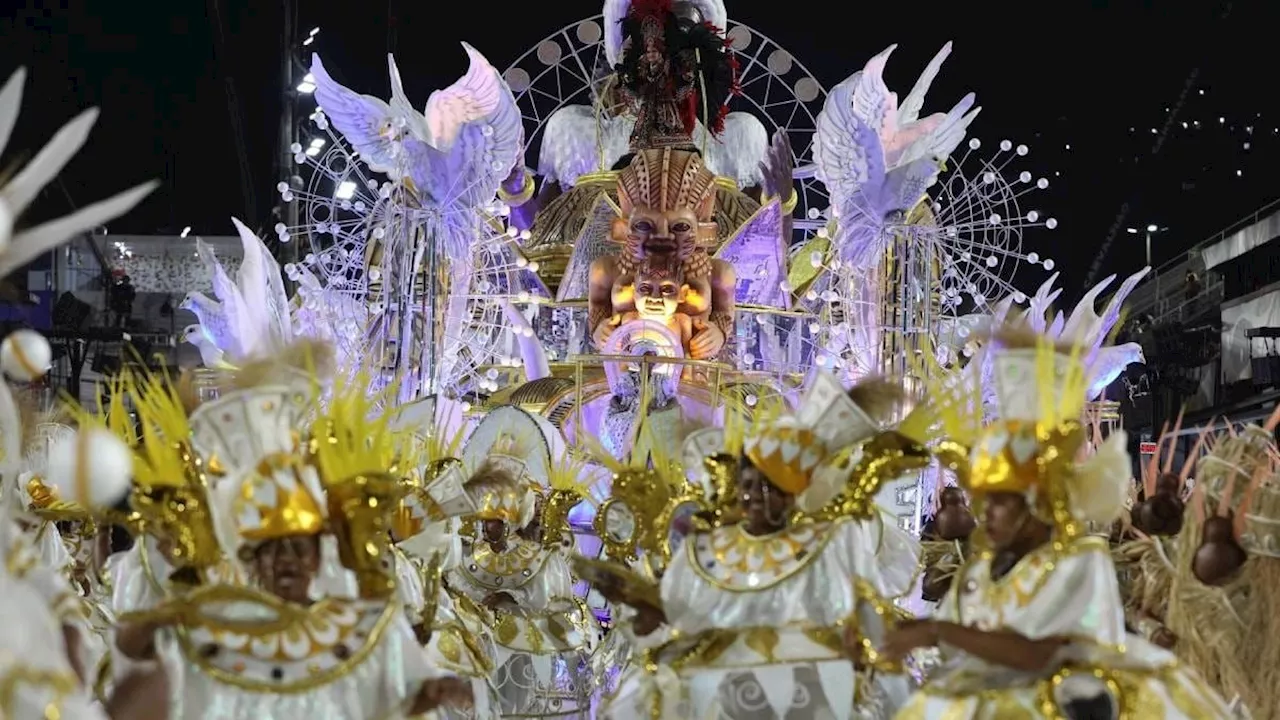 Começaram os desfiles da Série Ouro do Carnaval 2024