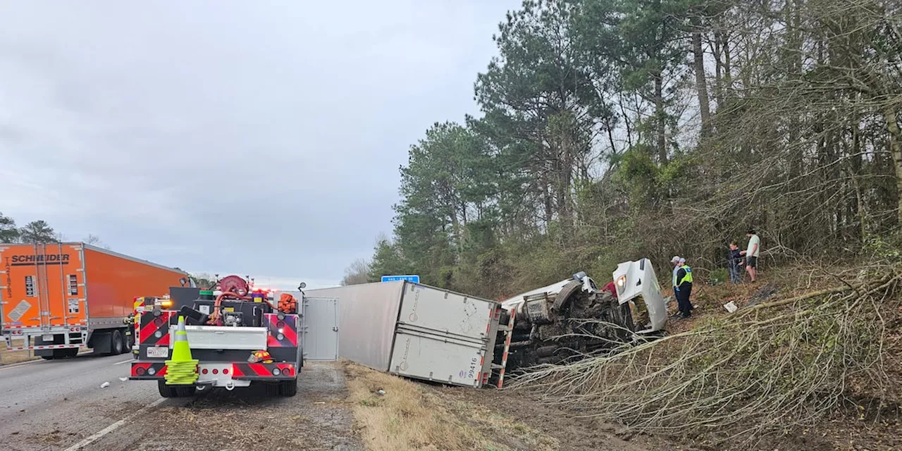 Crashed 18-wheeler causes lane closure on I-85 in Macon County