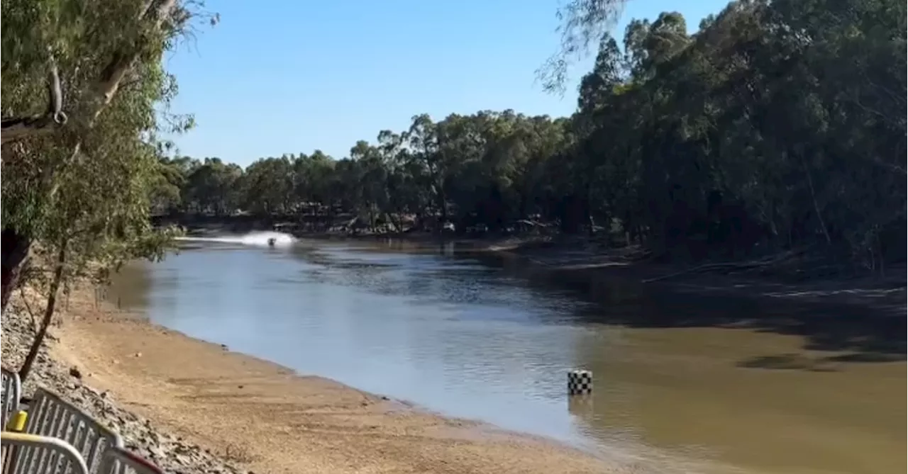 Man killed during major waterskiing event by Victoria-NSW border