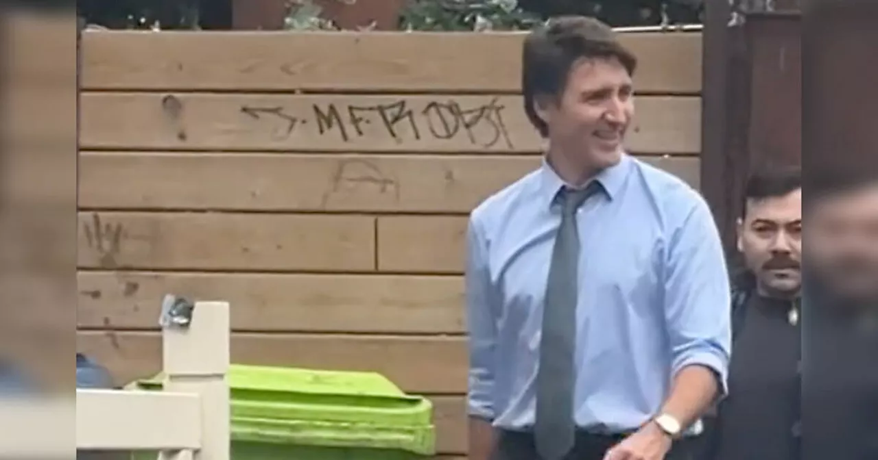 Justin Trudeau surprises locals at a popular Toronto restaurant