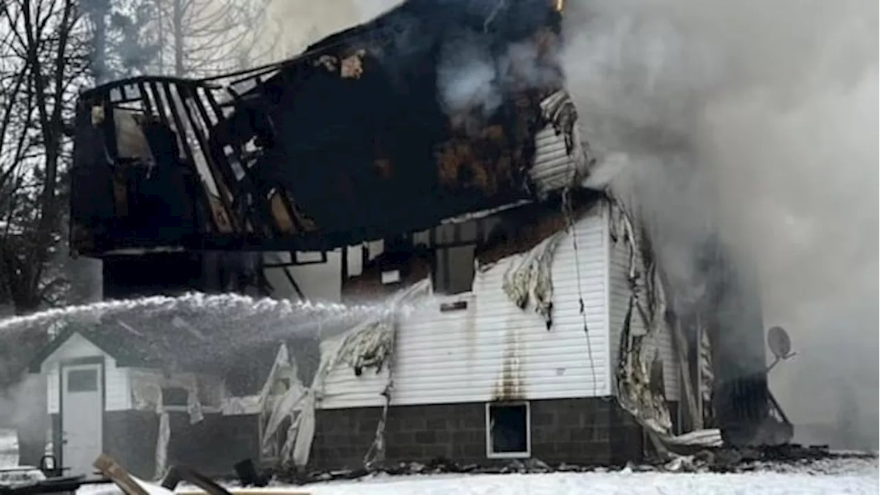 2 missing after house catches fire in western Quebec