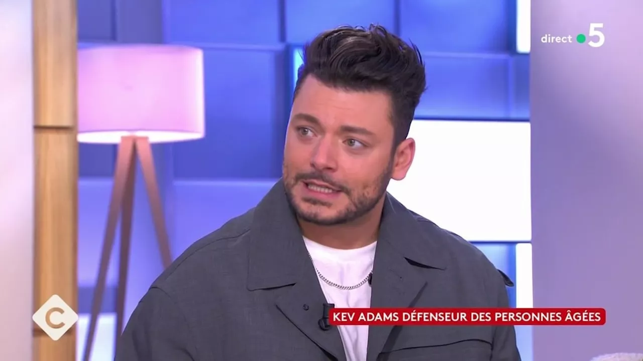 'J’avais du mal à marcher' : Kev Adams raconte les coulisses de son opération en urgence