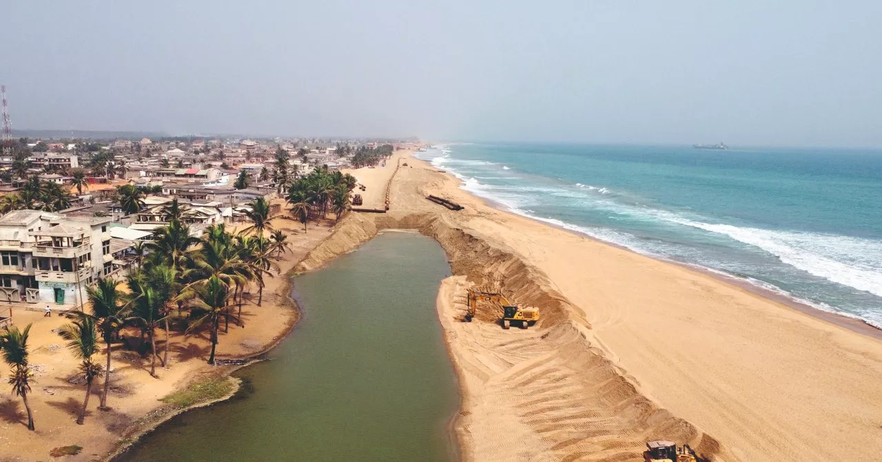 A New Strategy for Managing Beach Erosion: The Sand Motor