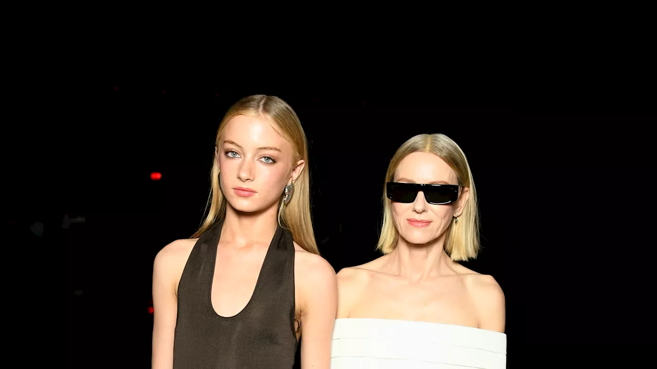 20 Of The Best Mother-Daughter Moments At Fashion Week