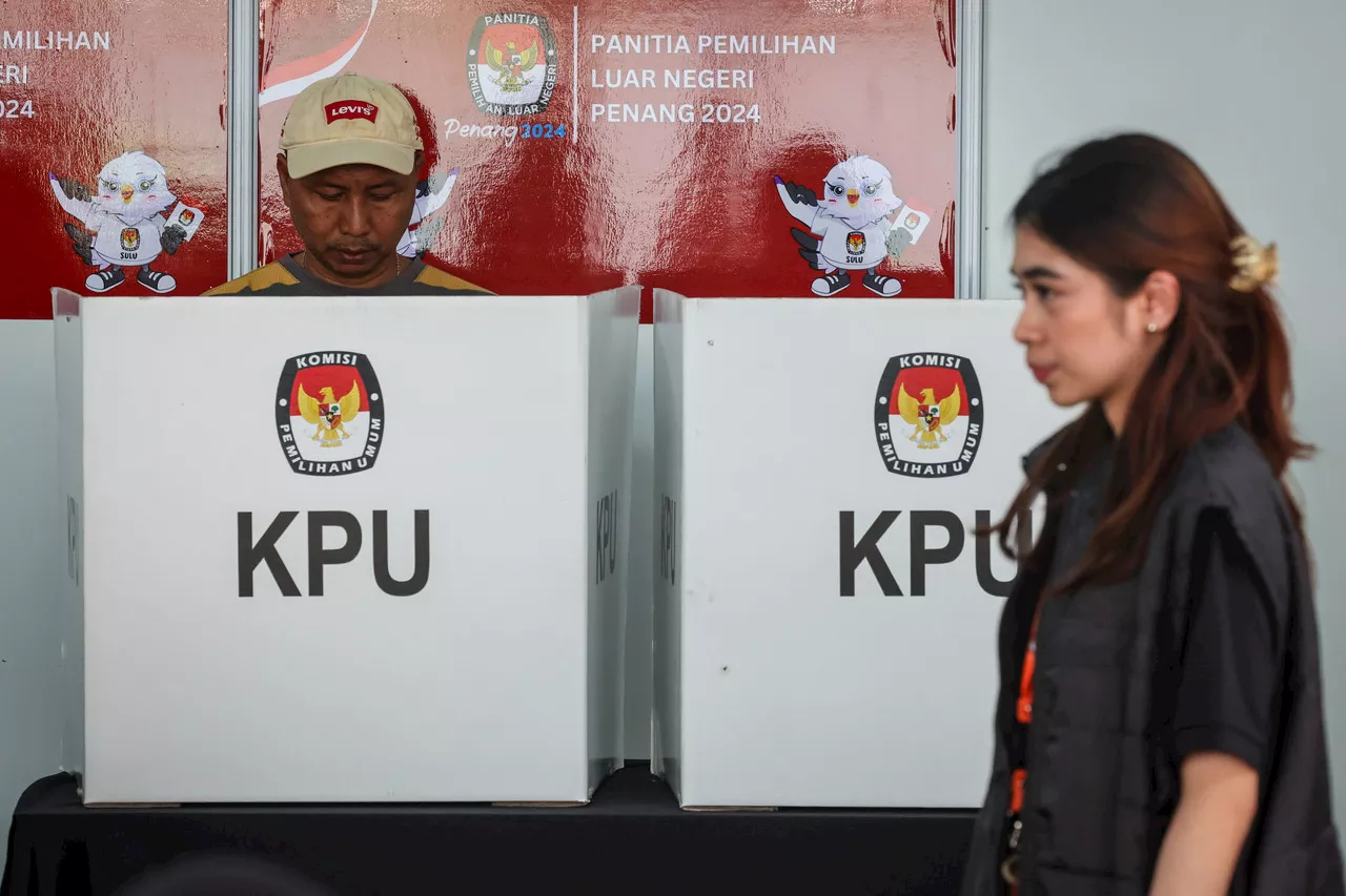 Indonesians in Malaysia rally for home country's future with massive turnout in early voting