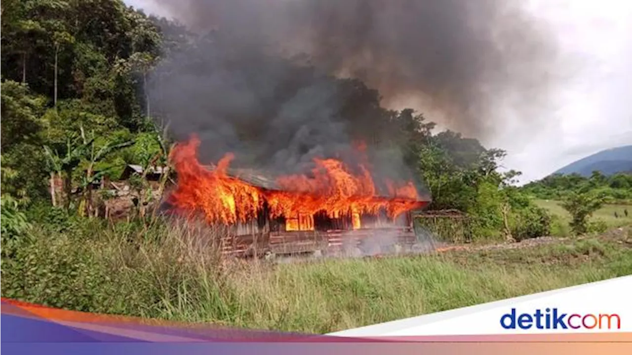 Polda Papua Tunggu Putusan KPU Paniai Terkait Aksi Warga Bakar Kantor Distrik