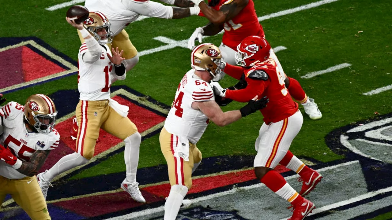 Super Bowl 2024 score, live updates: 49ers lead the Chiefs 10-3 at halftime