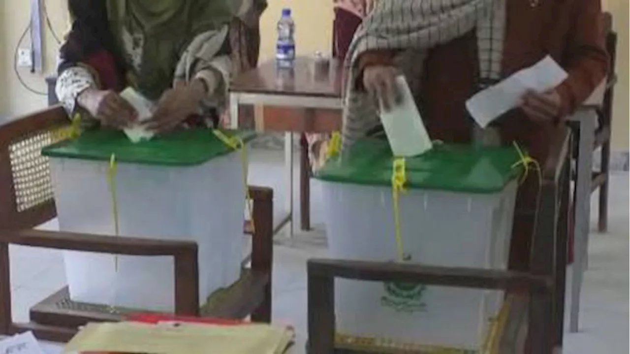 Pakistan election: Voters anxious for results amid political turmoil