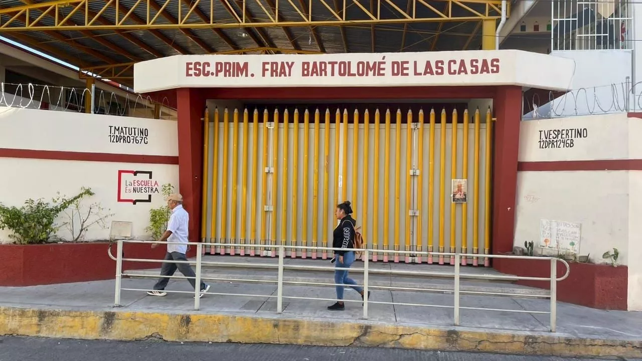 Escuelas de Chilpancingo cumplen una semana cerradas por falta de transporte e inseguridad