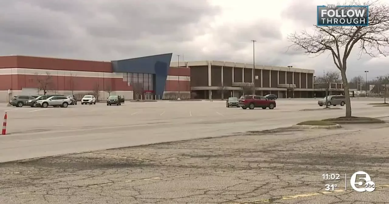 2 proposals vie for future of Midway Mall