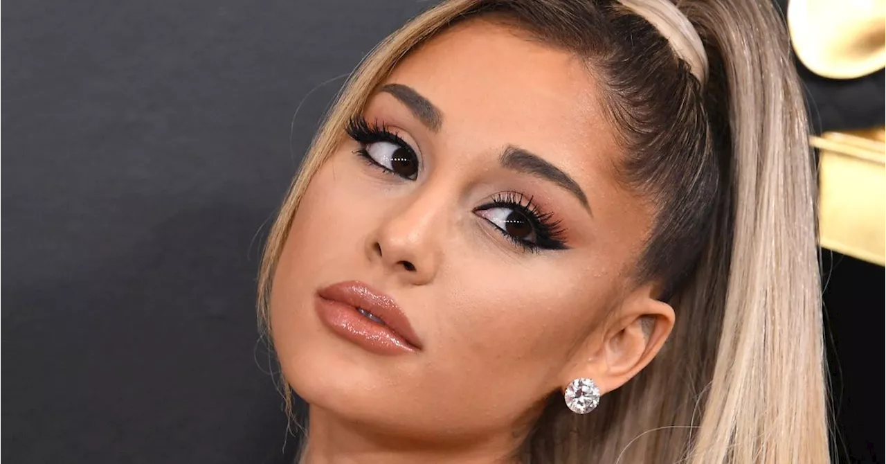 Ariana Grande’s ‘Wicked’ Poster Gets Roasted After Fan Makes 1 Hilarious Observation