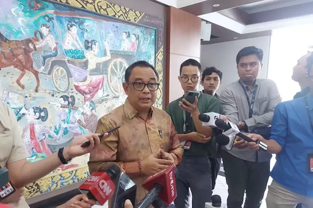 Soal Kenaikan Tukin Pegawai Bawaslu Jelang Pemilu 2024, Istana Beri Klarifikasi, Sebut Sudah Dibahas Sejak Oktober 2023