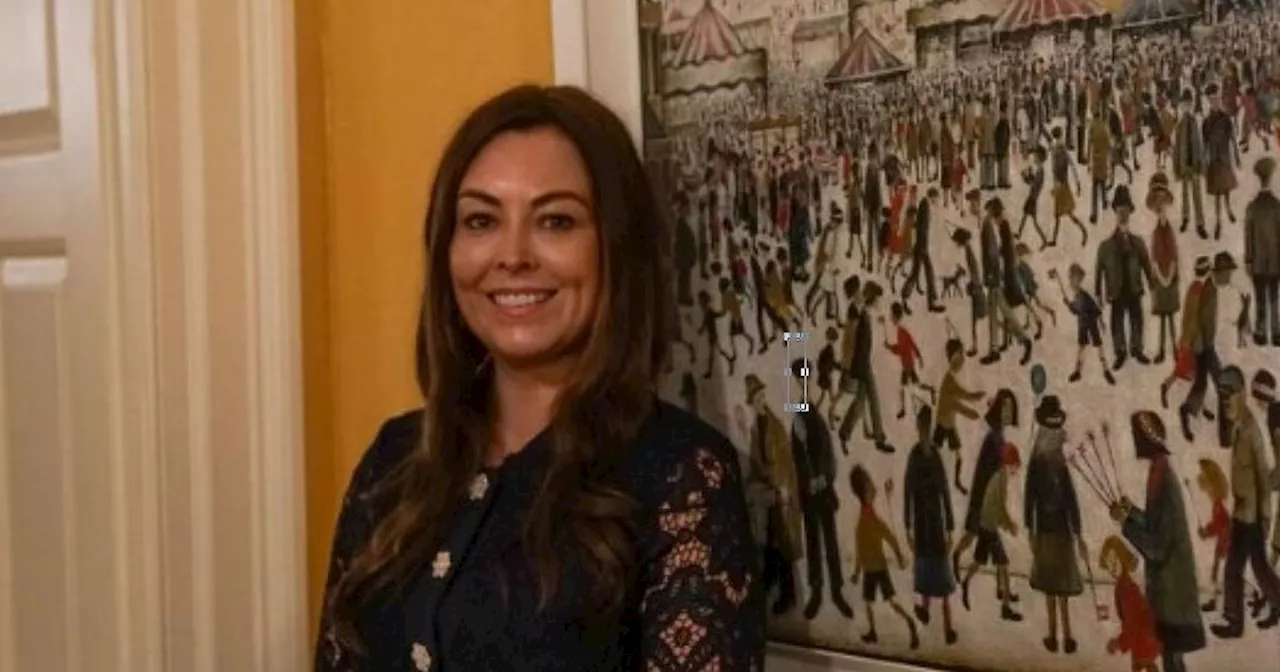 Businesswoman bowled over by very familiar detail in £1.4m LS Lowry painting