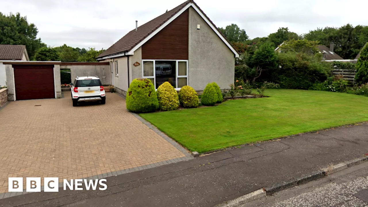 Murder probe as 81-year-old woman found dead in house in Irvine