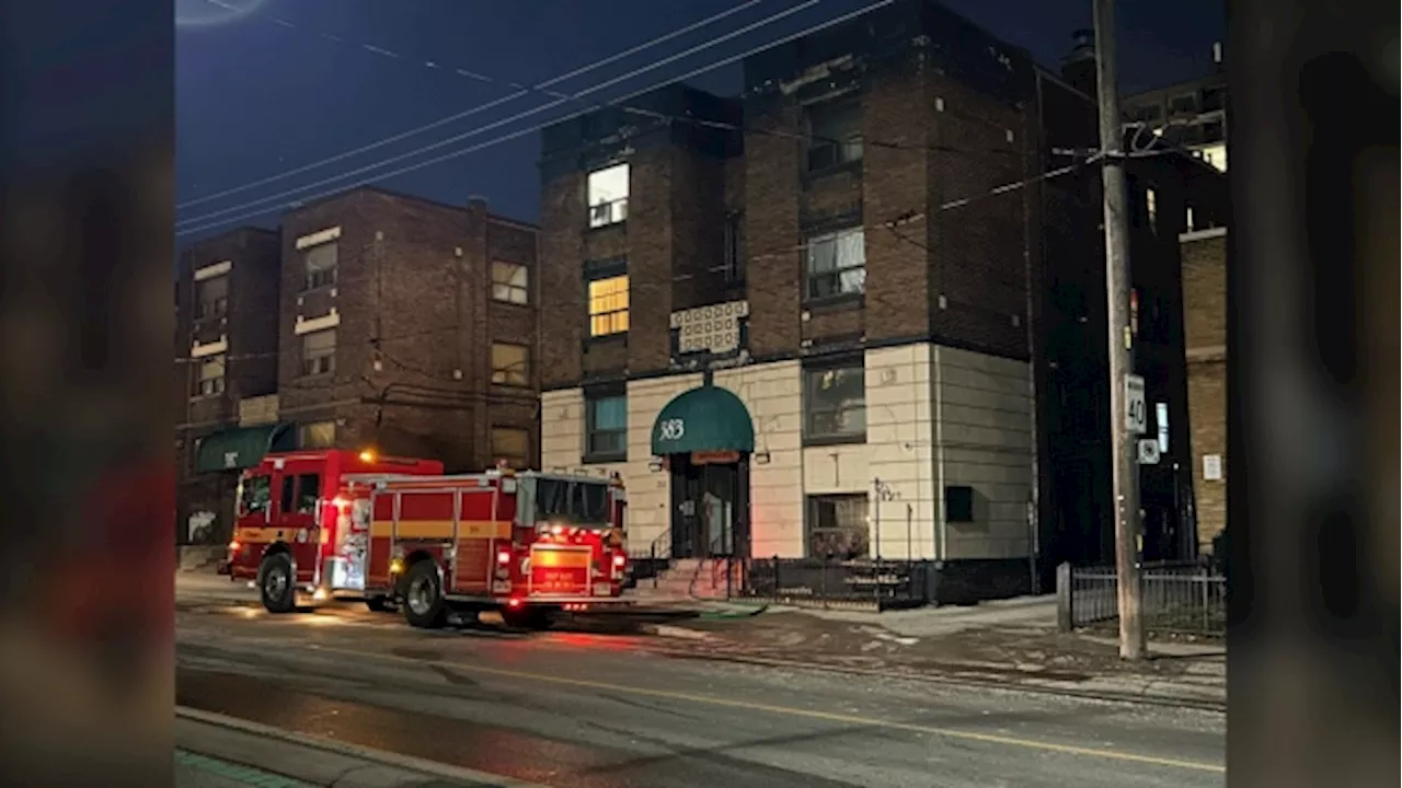 Two people, two cats rescued after fire at apartment in Toronto's downtown core