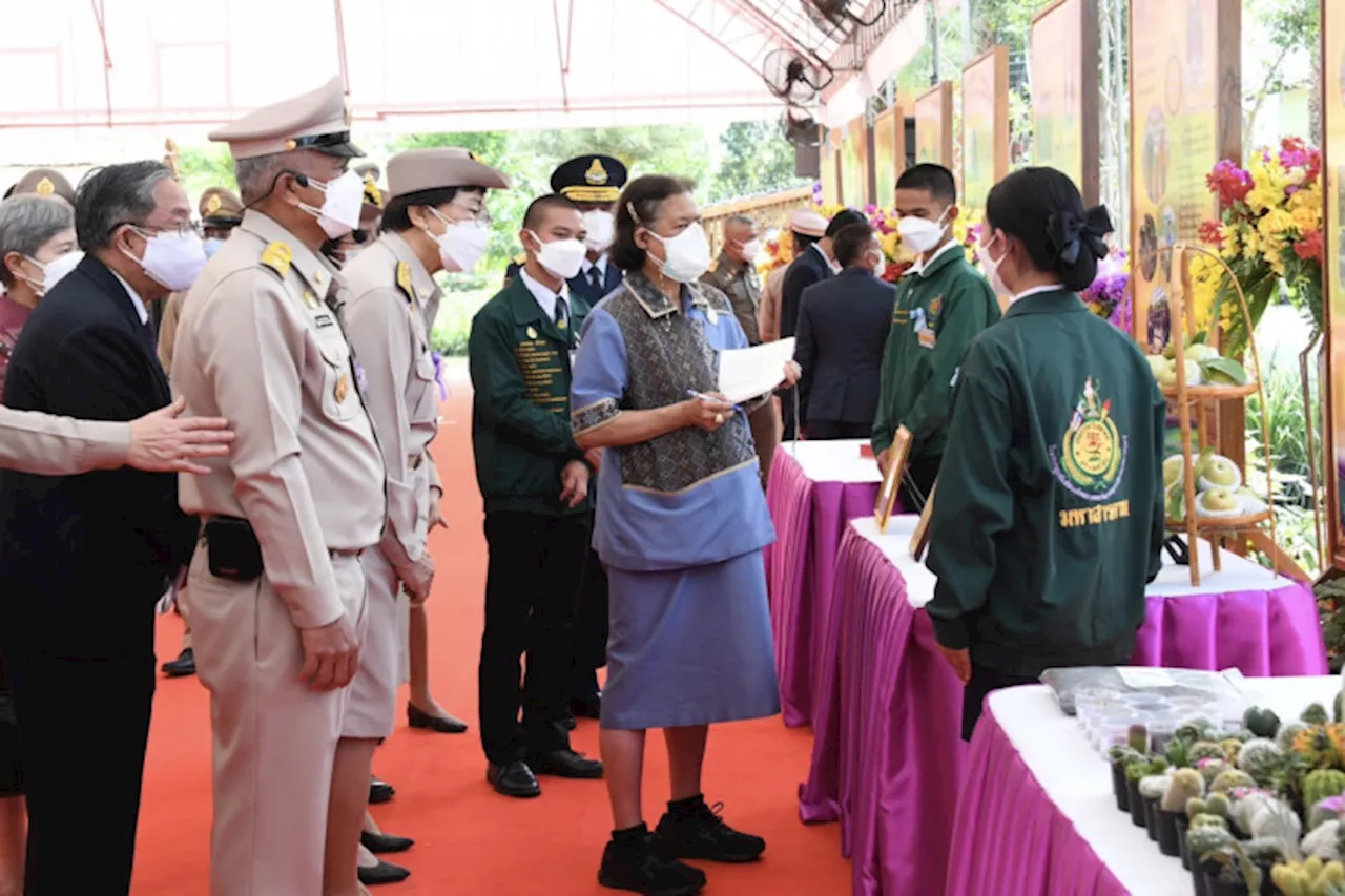 “โรงเรียนเทพศิรินทร์”ร่วมแสดงพลัง นัดสวมเสื้อสีม่วง ถวายกำลังใจแด่ “กรมสมเด็จพระเทพฯ” 15 กุมภาพันธ์นี้