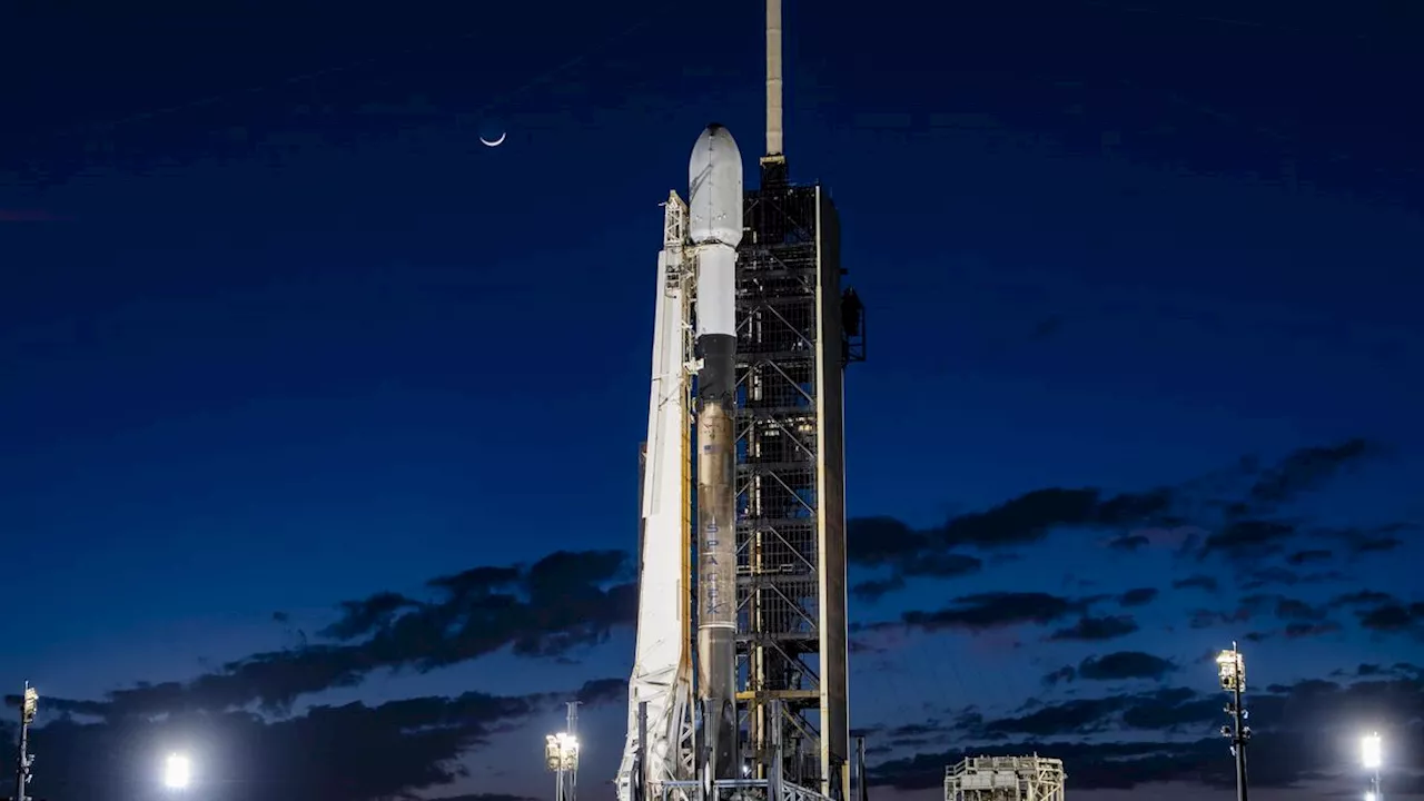 What time is SpaceX's IM-1 private moon lander launch for Intuitive Machines on Feb. 15?