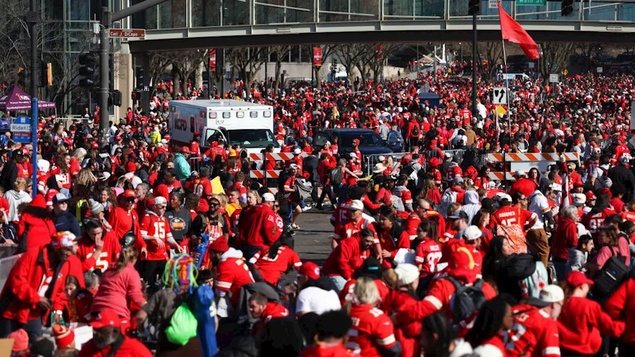 1 dead, multiple people hurt after shooting at Kansas City Chiefs’ Super Bowl parade