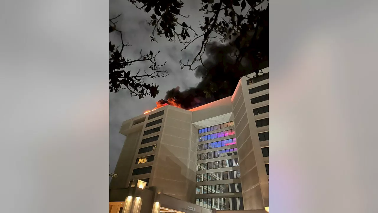 Houston fire: Crews contain 2-alarm fire at Houston Marriott Westchase