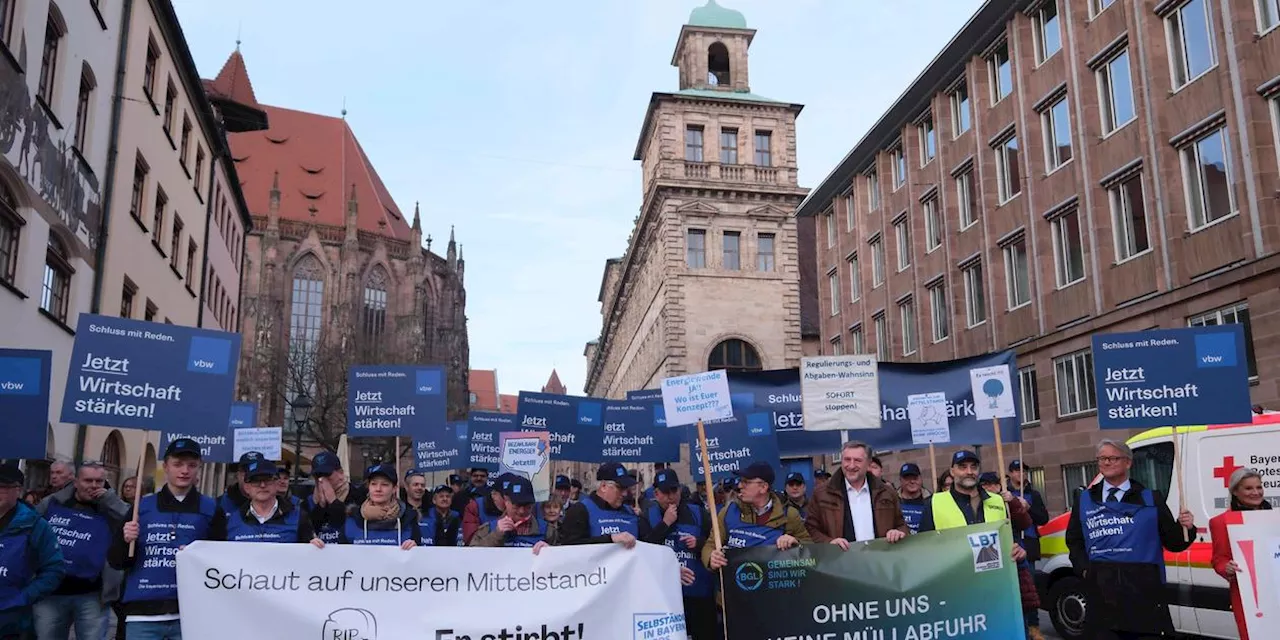 Robert Habeck beim Bürgerdialog in Nürnberg - So reagiert er auf den Bauernprotest