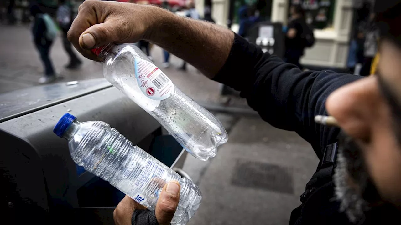 87 miljoen euro aan niet-geïnd statiegeld van plastic flesjes in 2022