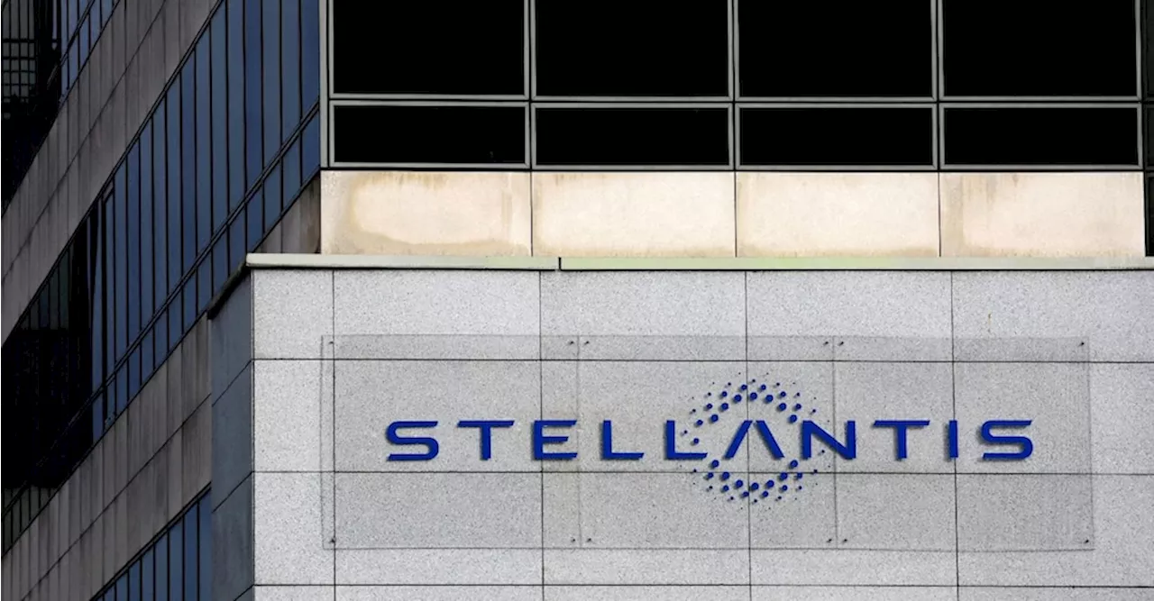 Stellantis, nel 2023 utile record a 18,6 miliardi (+11%). Buyback fino a 3 miliardi. Parzani entra ...