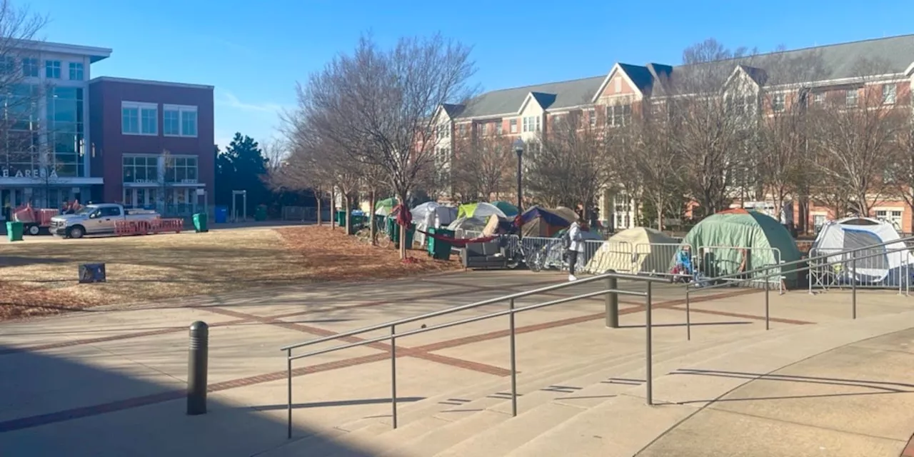 Fans setup camp in Auburn ahead of ‘College Gameday’