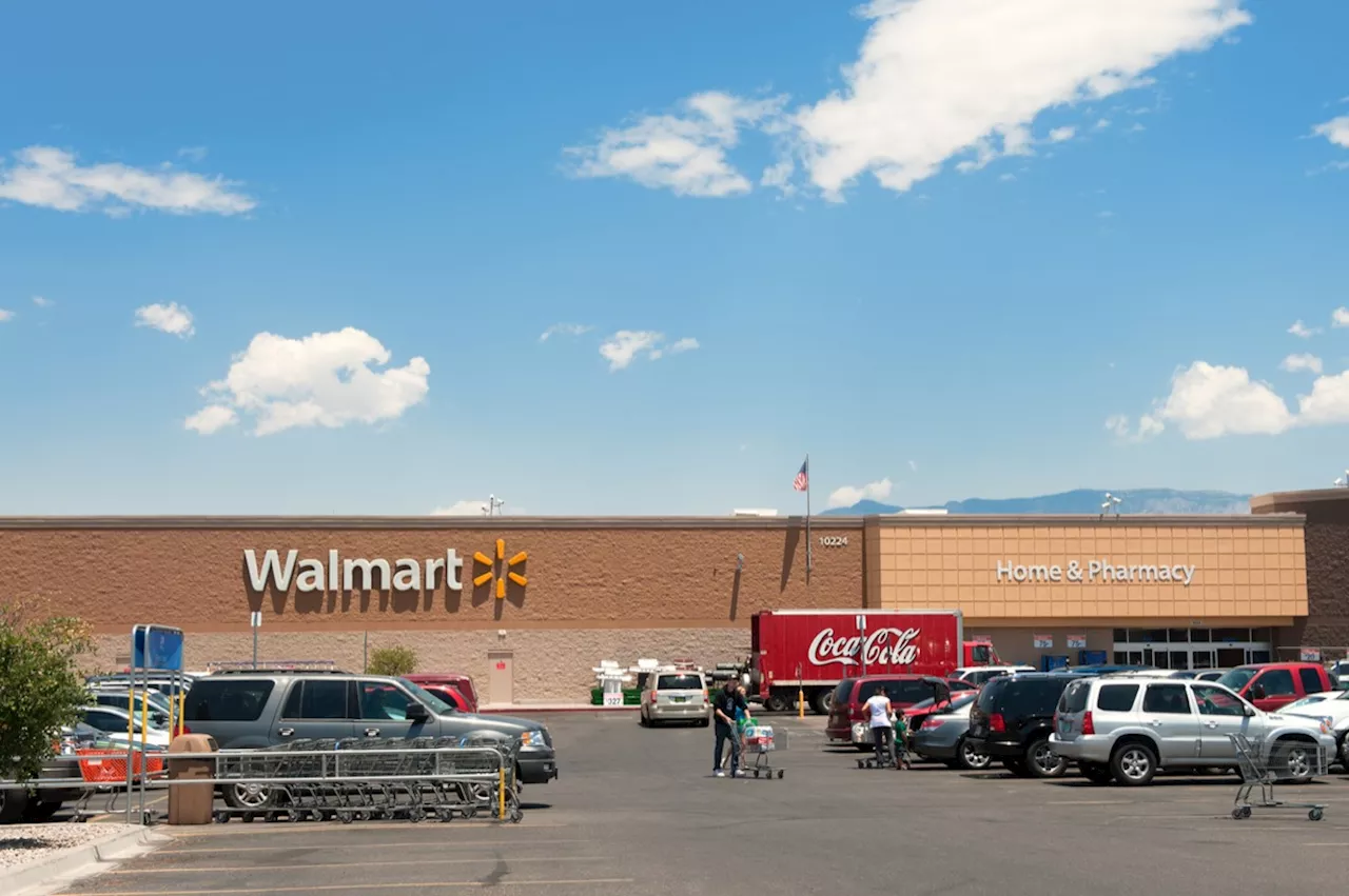 Shopper Claims Walmart Is 'Literally Scamming Us' With Great Value Food