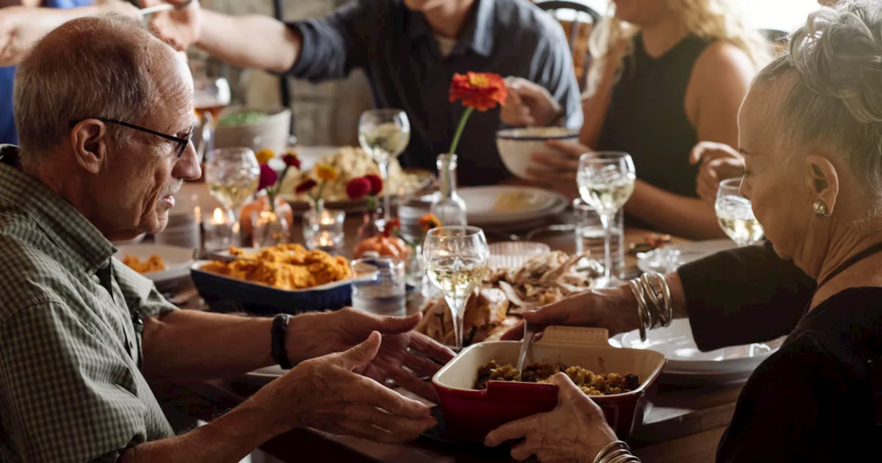 5 common family challenges around the holidays and how to navigate them, according to therapists