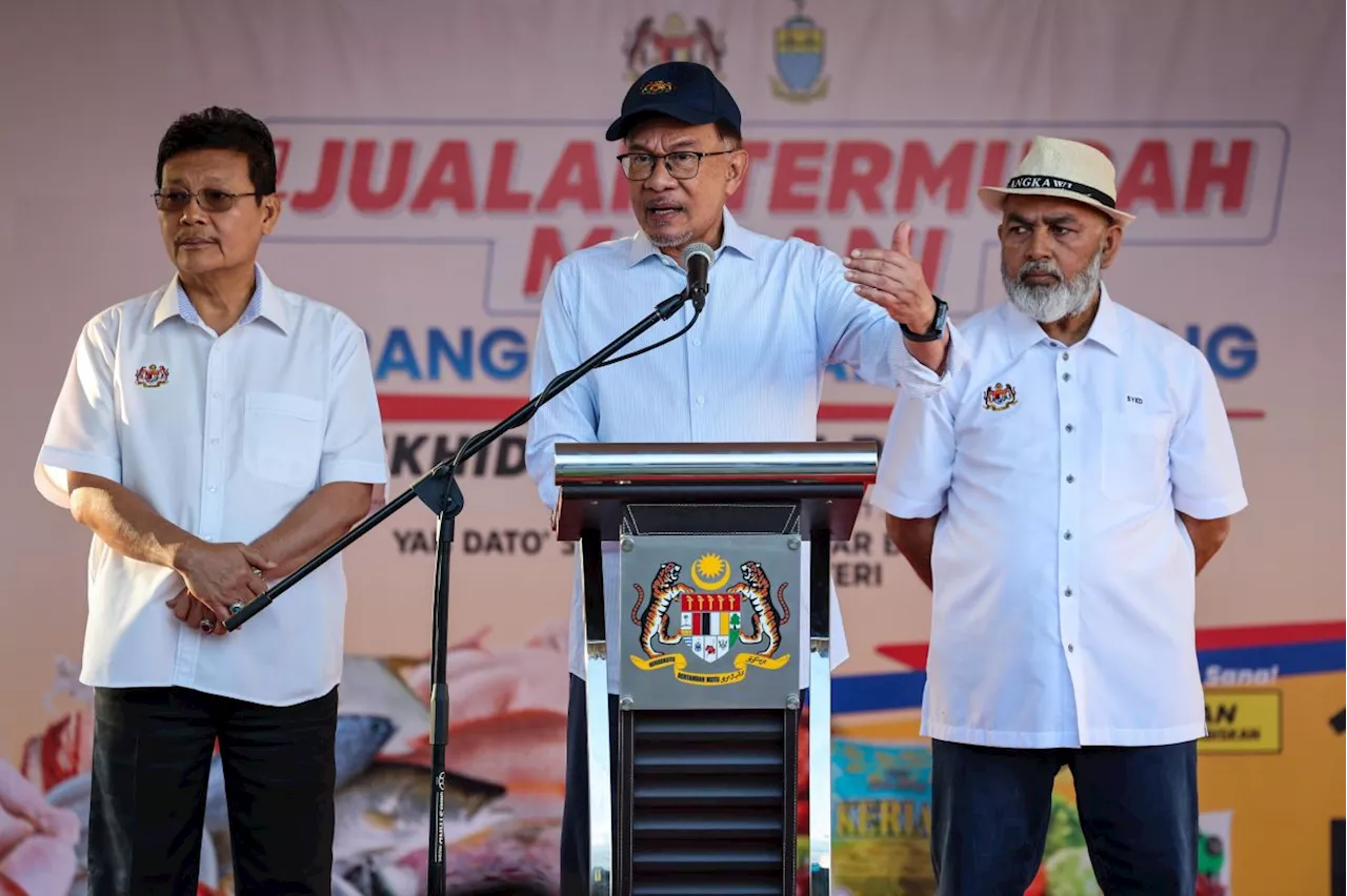 Government to finalise price controls for rice next week, says Anwar