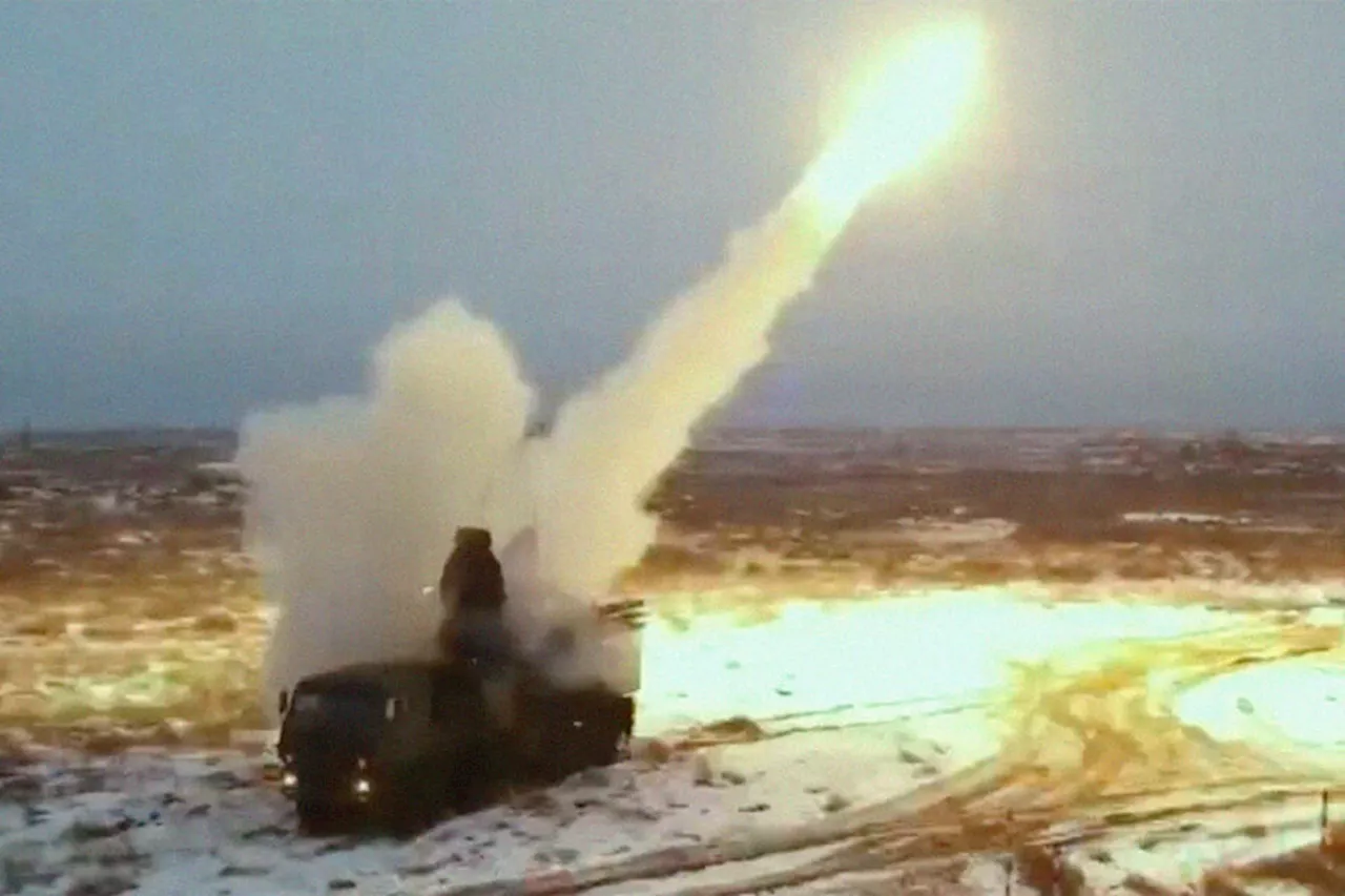 Российские ПВО за сутки перехватили семь снарядов РСЗО HIMARS