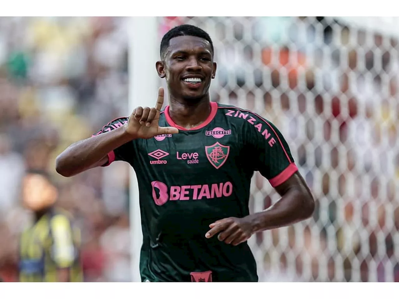 Com reservas, Fluminense vence o Madureira no Carioca