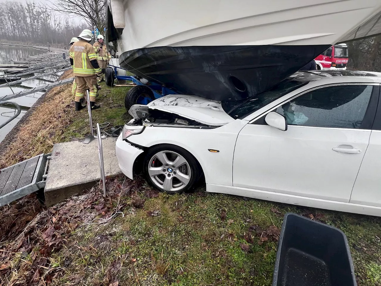 Verletzter nach Crash mit Boot in Fußach