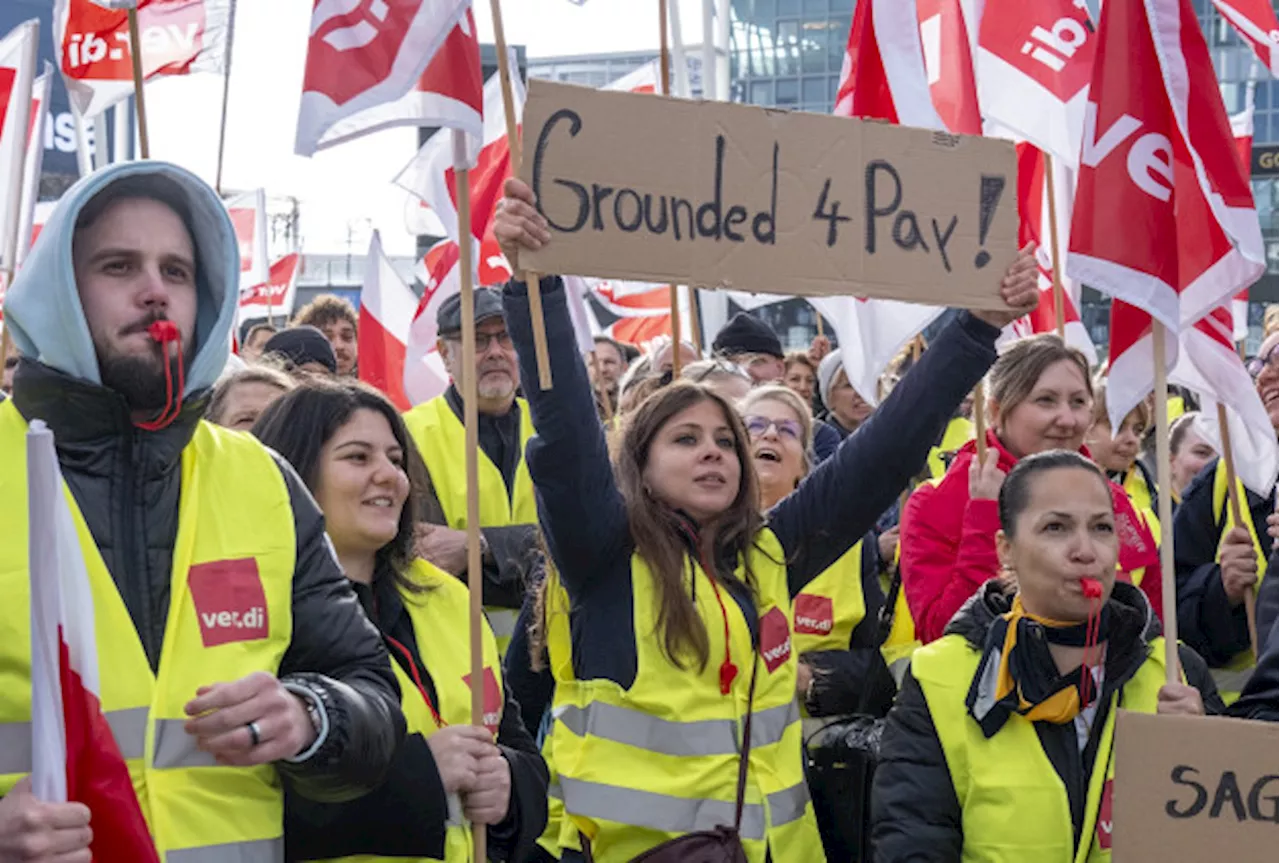 Tarifvertrag für Bodenpersonal, neuer Discover-Streik, neuer Smartlynx-CEO