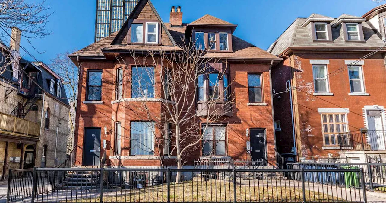 These two Toronto homes are actually an 8-unit apartment building