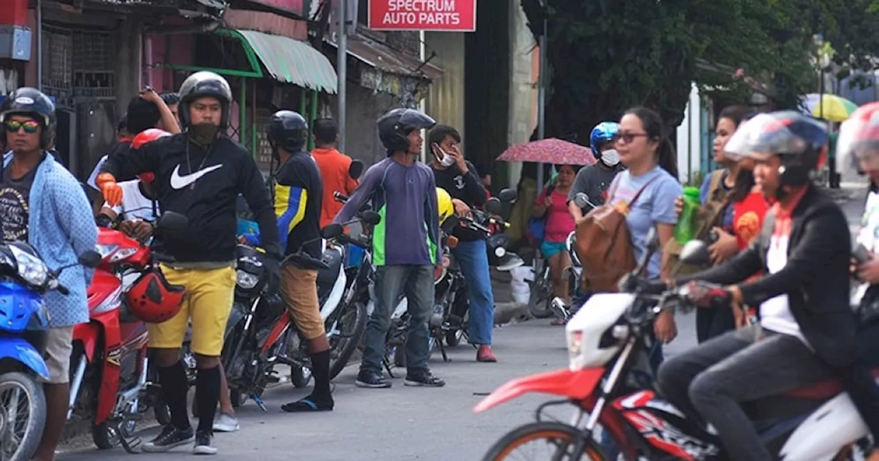 Thousands of Motorcycle-for-Hire Drivers Register in Cebu City