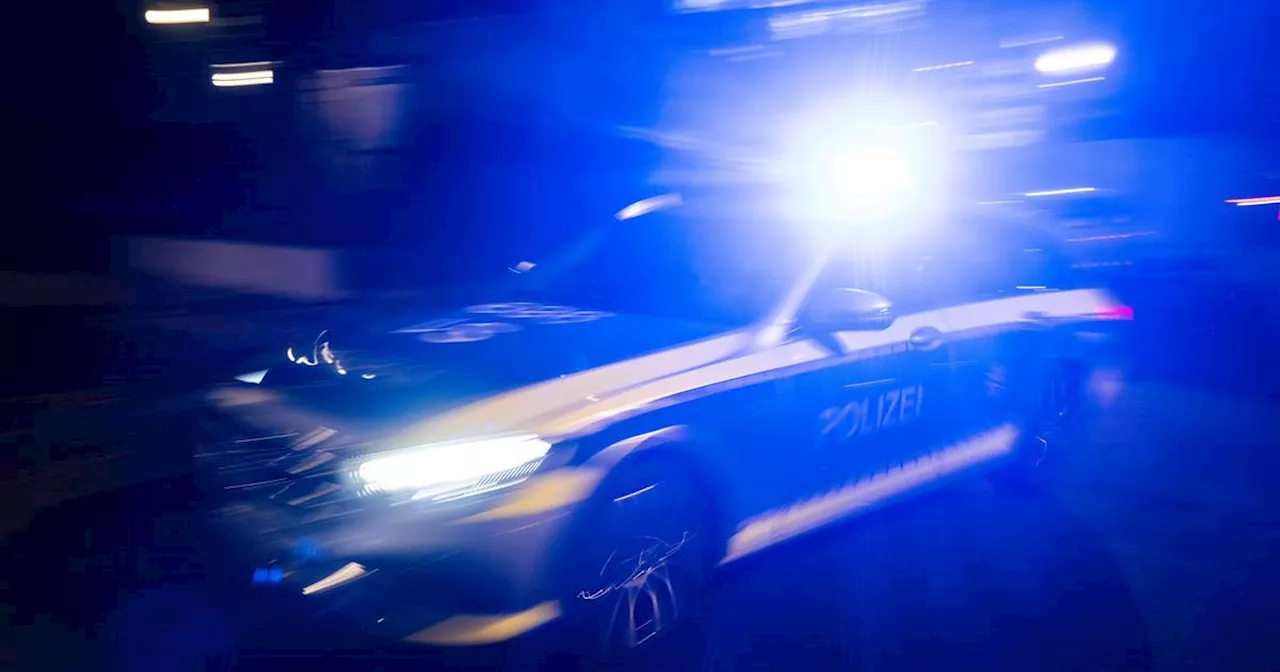 Polizei: Fahrerflucht in Mandelbachtal – Frau (86) stirbt bei Unfall