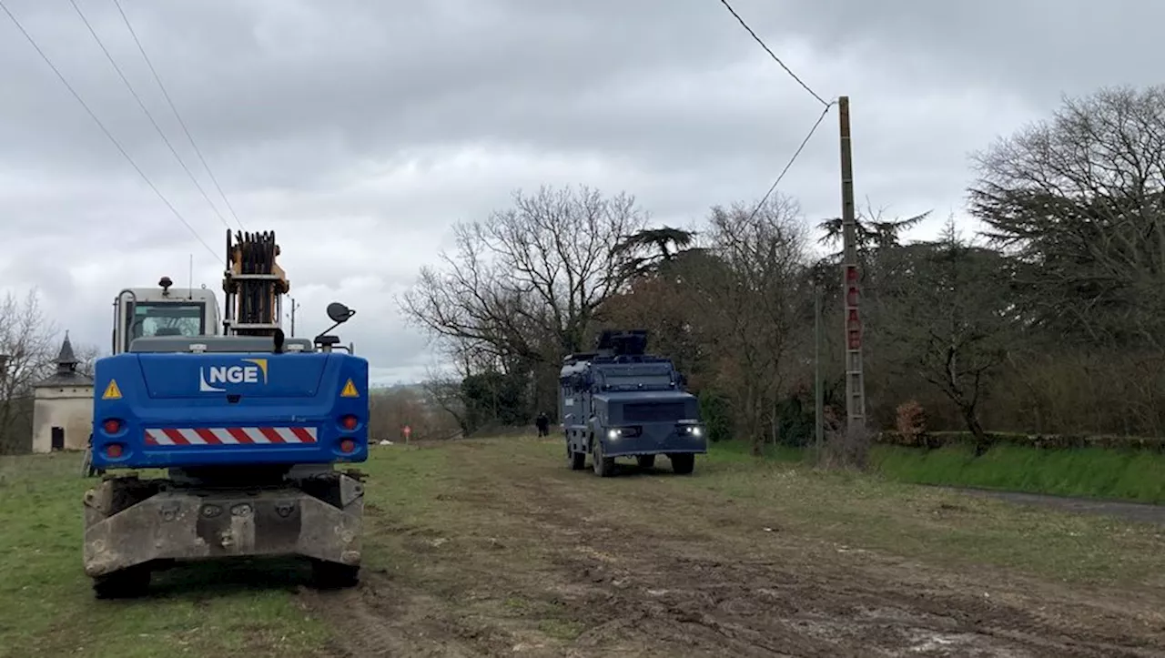 REPLAY. Autoroute A69 : l'intervention pour déloger les militants perchés dans les arbres sur la Zad de Saïx p