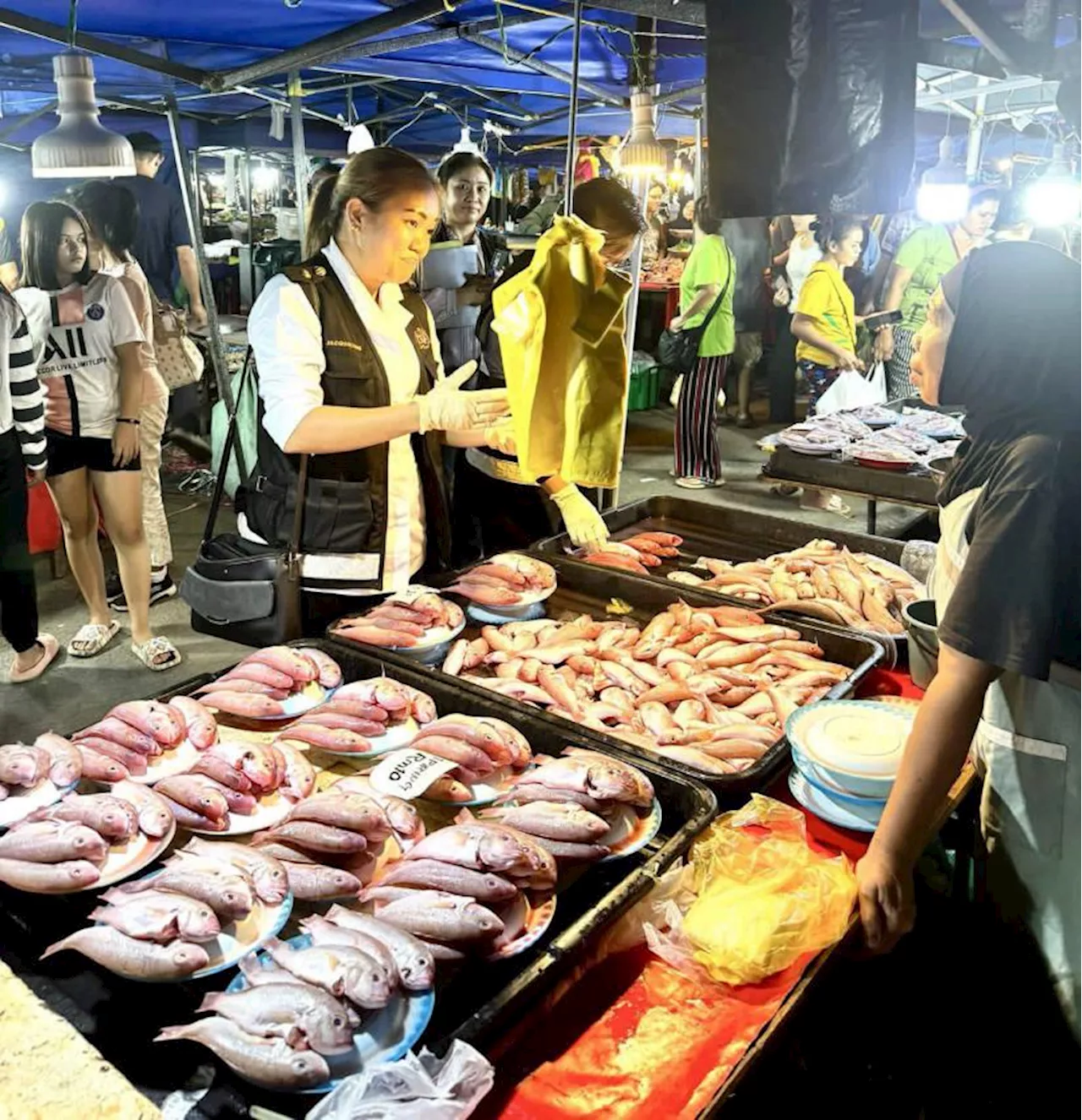 DBKK testing suspected prohibited dye on fish from Inanam market: DG